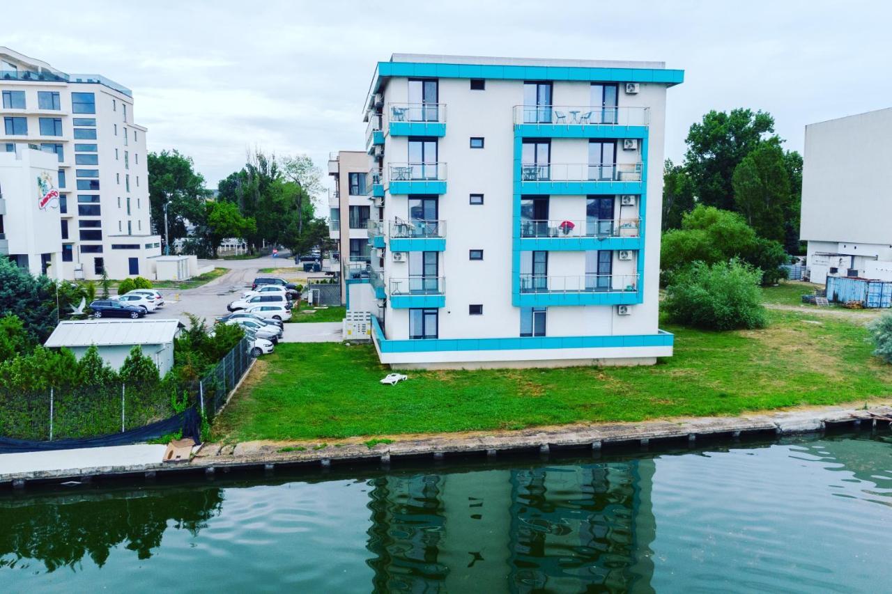 Lakeside Studio Mamaia Central Экстерьер фото